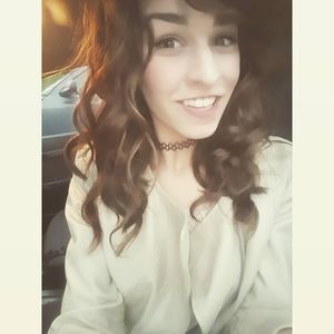 Meet your Posher, Ember